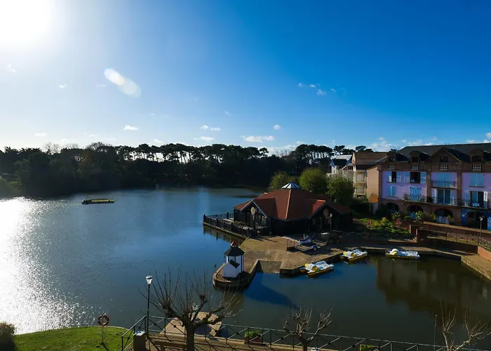 Vue Sur Le - Port Bourgenay *