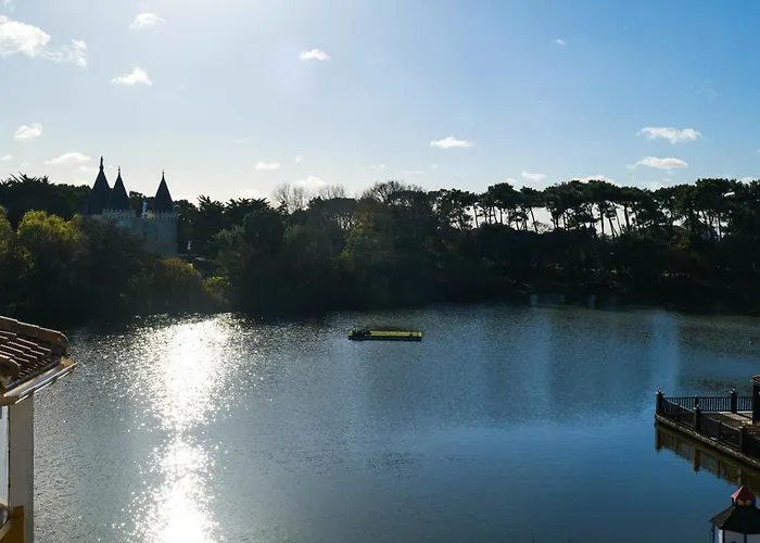 Vue Sur Le - Port Bourgenay アパート